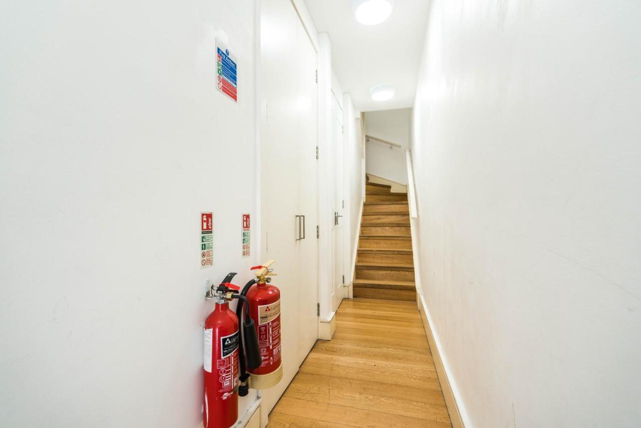 Spacious 2 Bedroom / Earls Court / Kensington Apartamento Londres