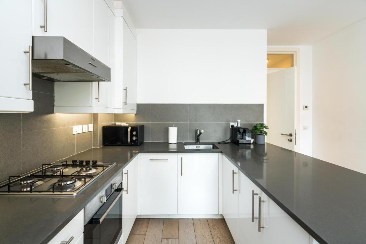 Spacious 2 Bedroom / Earls Court / Kensington *