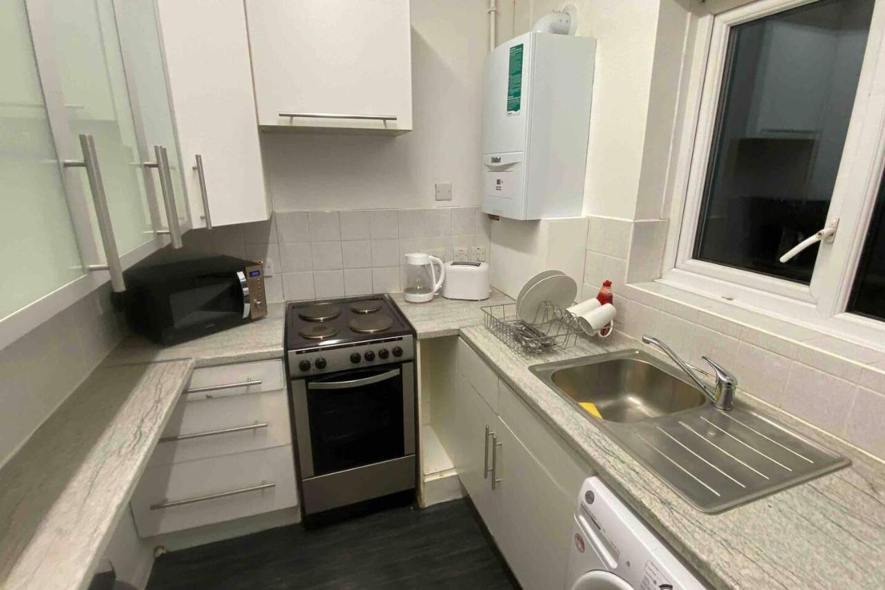 Appartement Snug Kingsize Bedroom Flat In