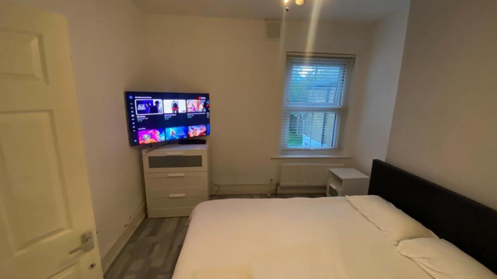 Snug Kingsize Bedroom Flat In Appartement Londres