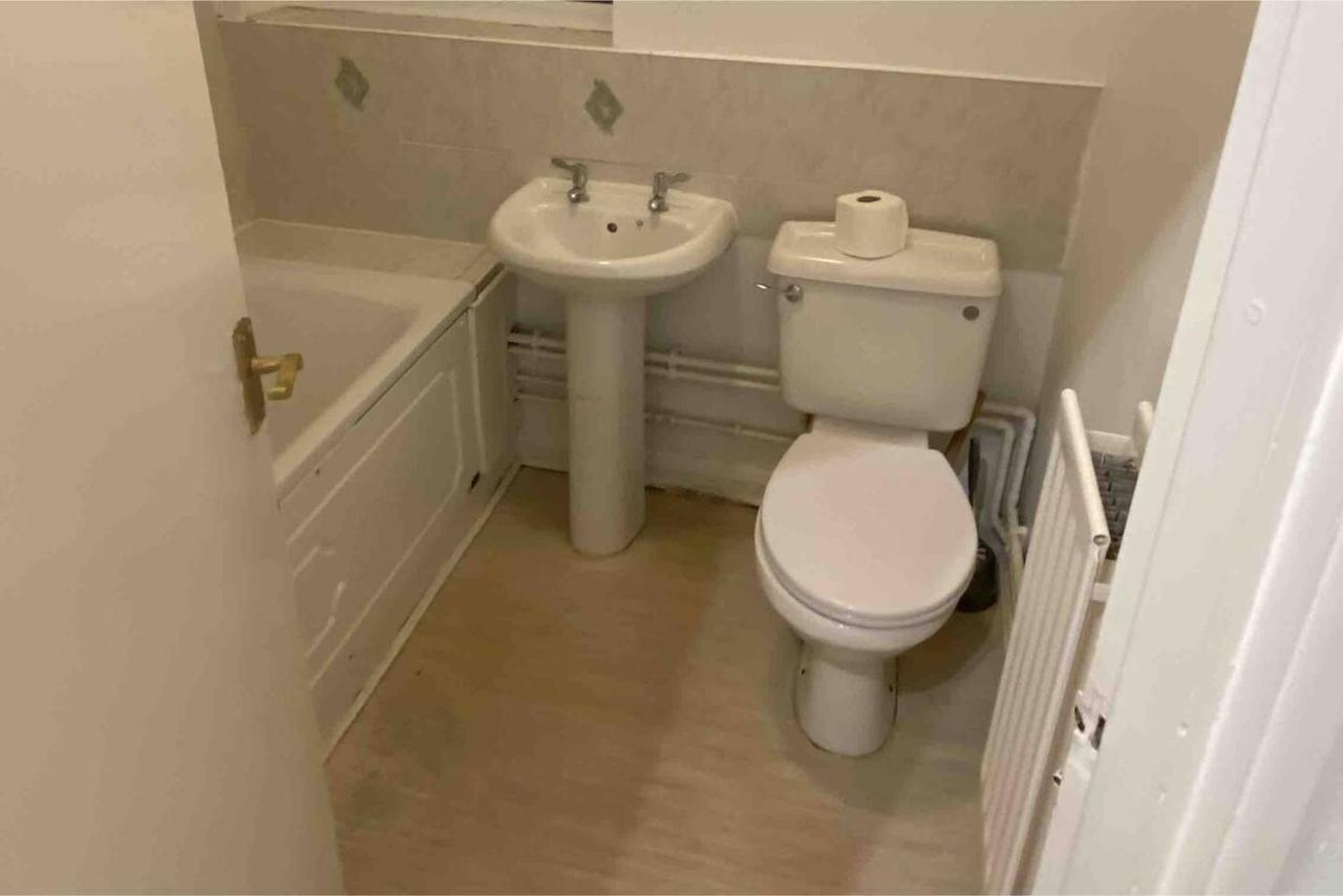 Appartement Snug Kingsize Bedroom Flat In *