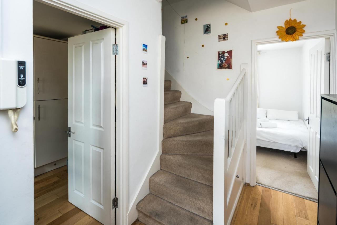 2bd Stylish W/t Grand Piano Londen