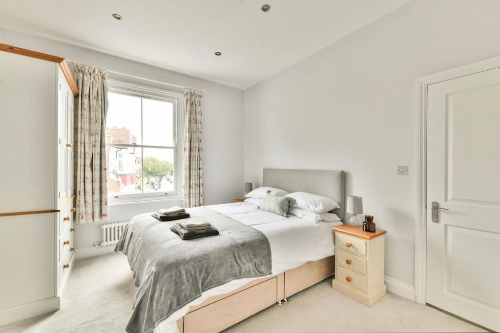Spacious Family With Garden Hébergement de vacances Londres