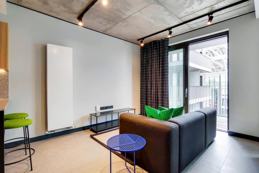 Wembley Park Modern Flat * London