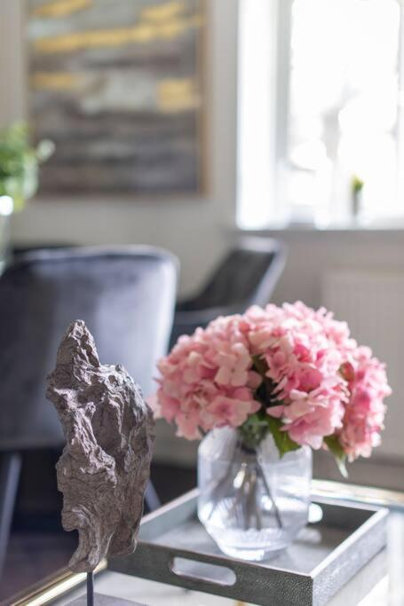 2 Bedroom Modern Urban Sanctuary 1cc - Cherrydeal Apartamento Londres