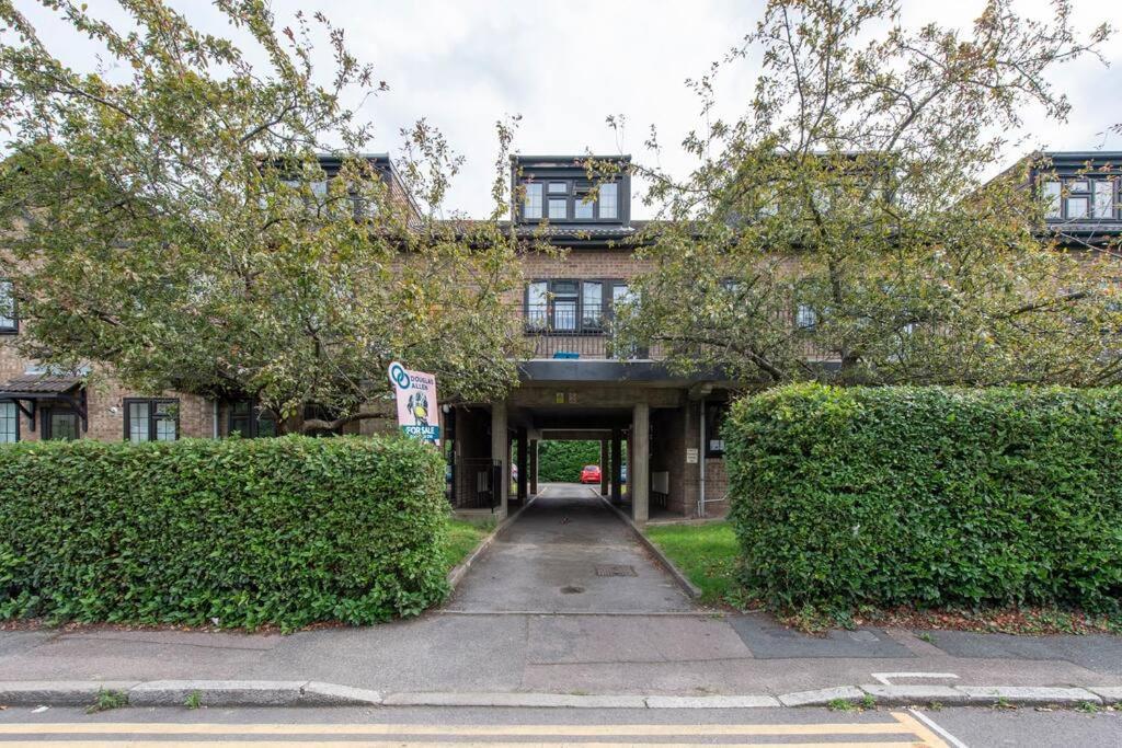 2 Bedroom Modern Urban Sanctuary 1cc - Cherrydeal Apartamento *