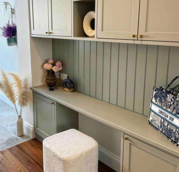 Whole House, Ensuite & Garden, 3 Bedrooms Londres