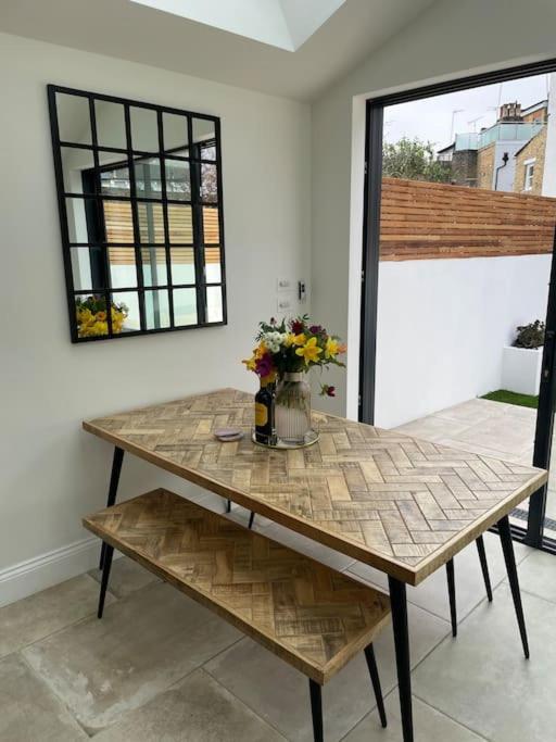 Сasa de vacaciones Whole House, Ensuite & Garden, 3 Bedrooms *