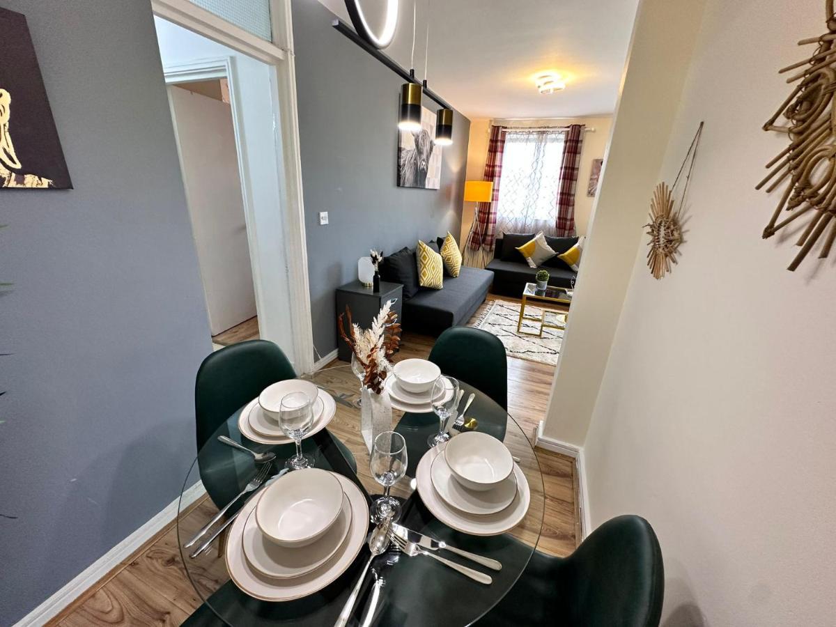 Chelsea 2-bedroom And Living