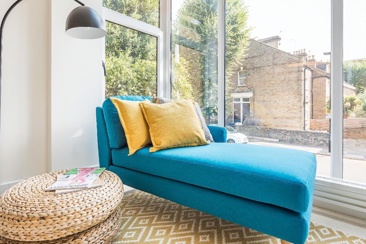 Hidden Gem In Chiswick, Stylish 1 Bedroom House *