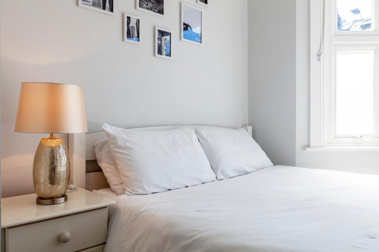 Apartamento Splendid 2br Wprivate Gdn, Fulham *