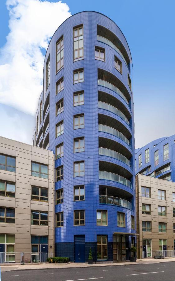 Bright & Cozy 1 Bdr Apt Wcharming Private Terrace London