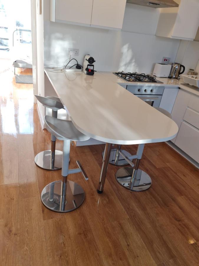 Apartment Primrose Hill - Charming, Cosy, 2 Double Bedrooms *