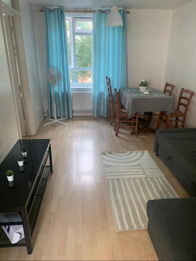 Apartment 86 Mcdermott