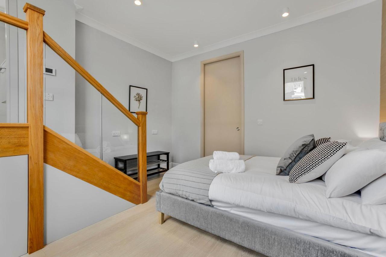 Phaedrus Living: South Kensington Luxury Flat