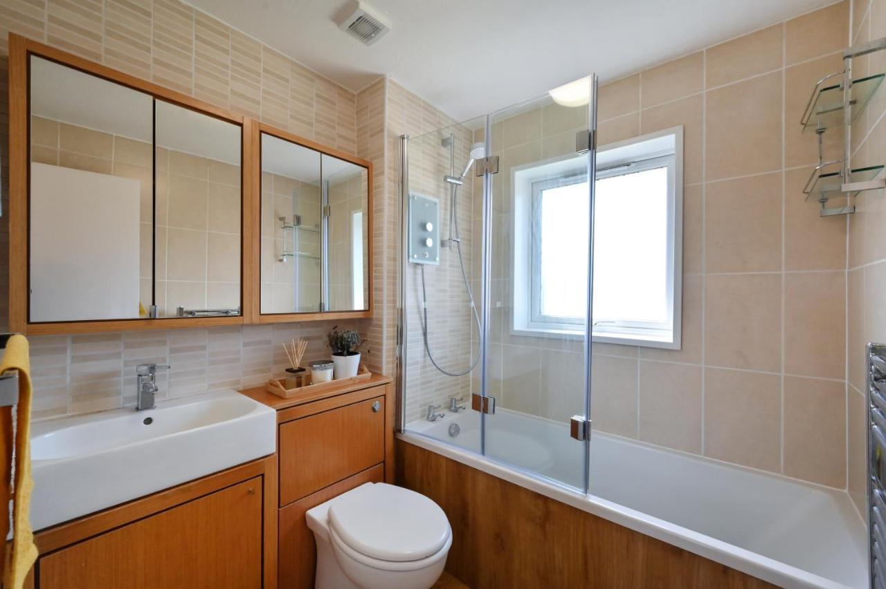 Modern House Near Canary Wharf, Excel, Greenwich Ferienhaus London