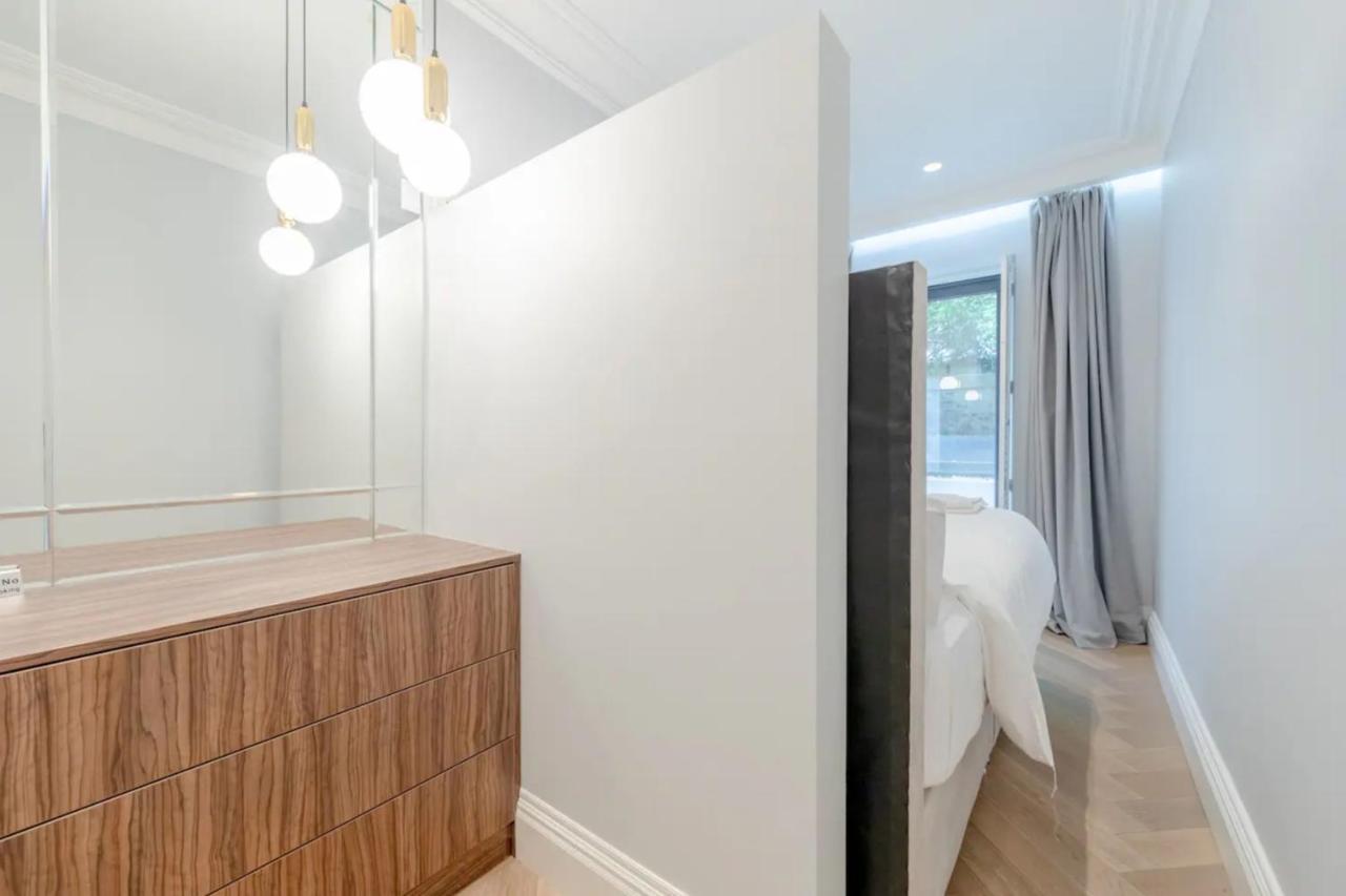 Apartamento Beautifully Refurbished 2bd Flat - Earl's Court! *