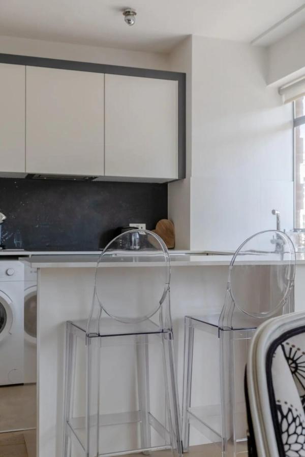 Sleek & Stylish 1bd Flat W Balcony - Kings Road Apartamento Londres
