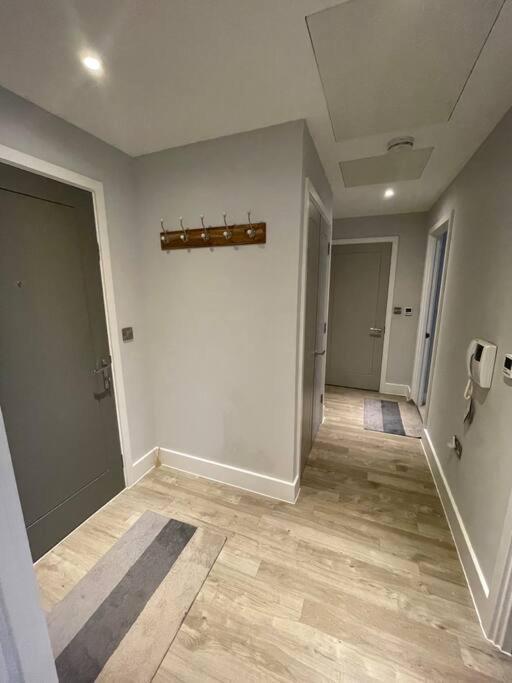 2 Bedroom Acton Appartement Londres