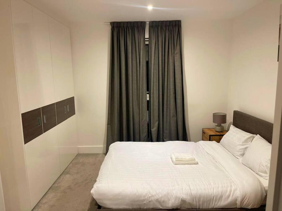 Morden Luxury 2bedroom Appartement *