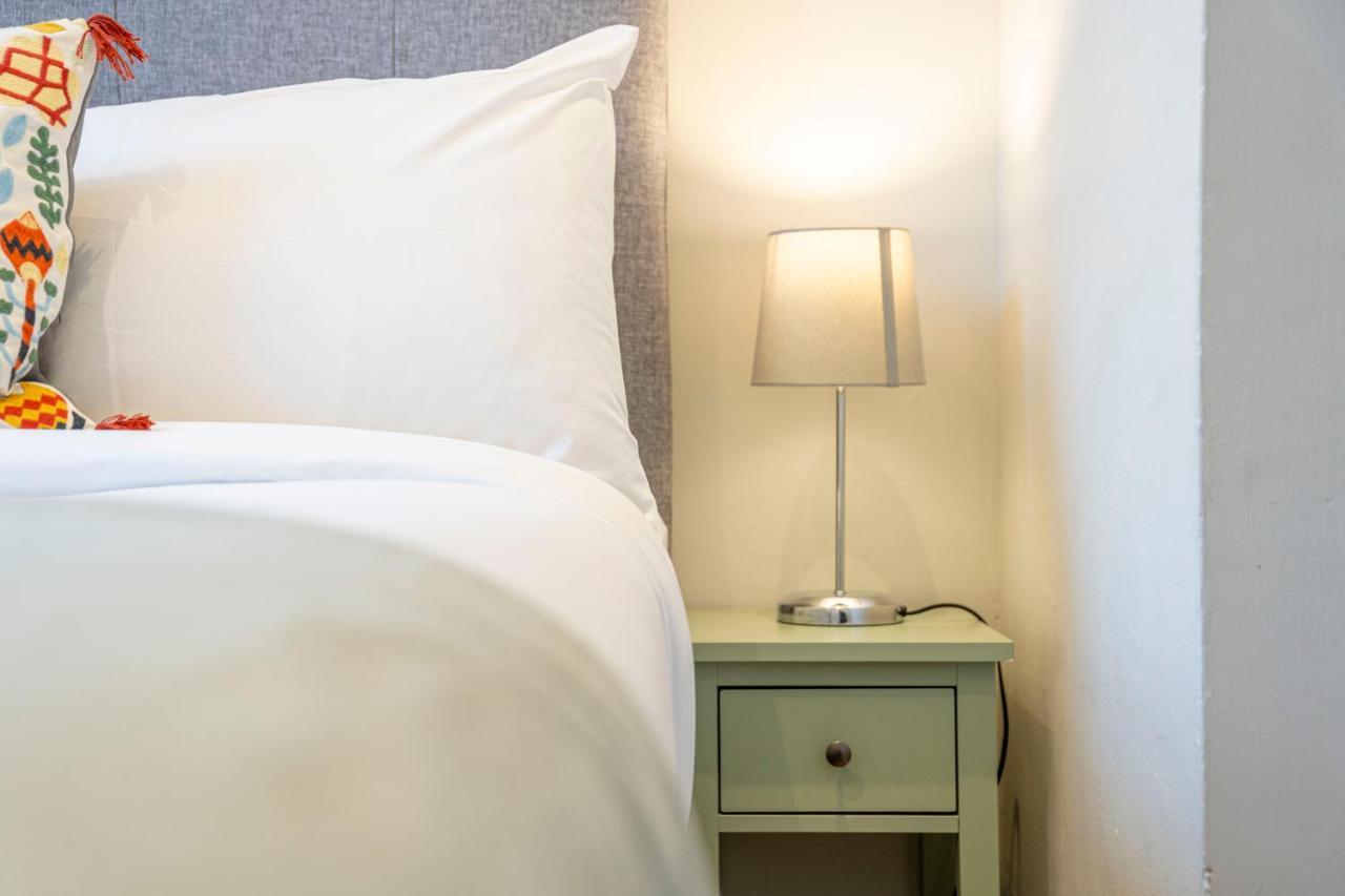 Stylish First Floor 1br Flat In Notting Hill *