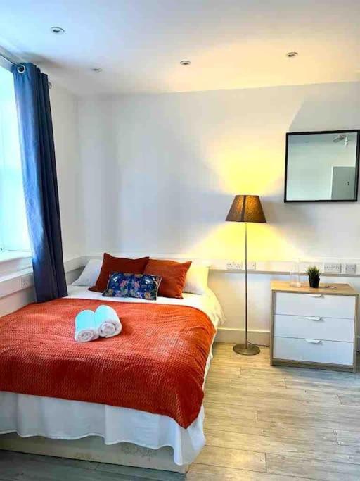 Spacious Flat In Apartamento Londres