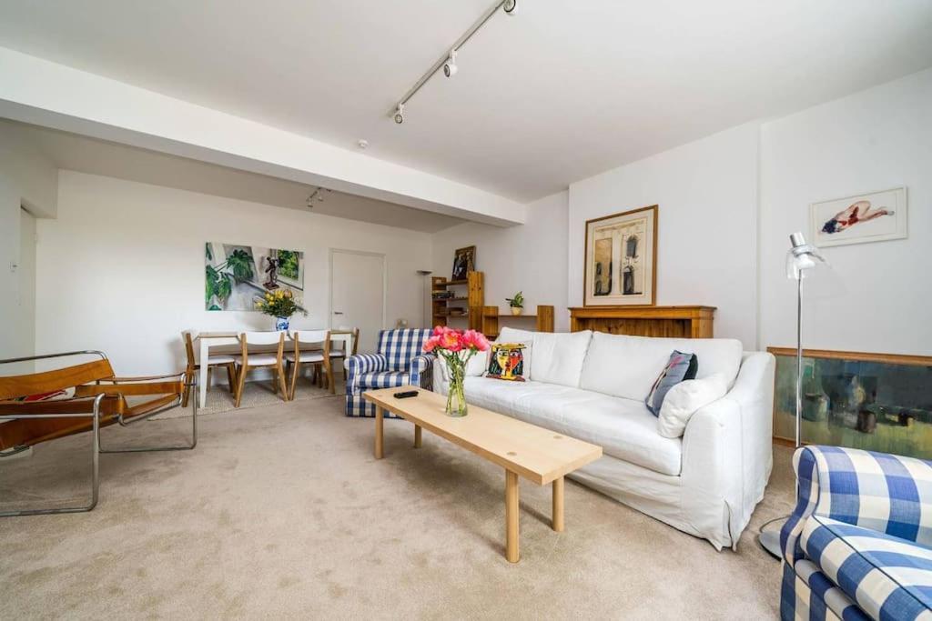Spacious 2 Bed Garden Flat By The Thames+parking Appartement *