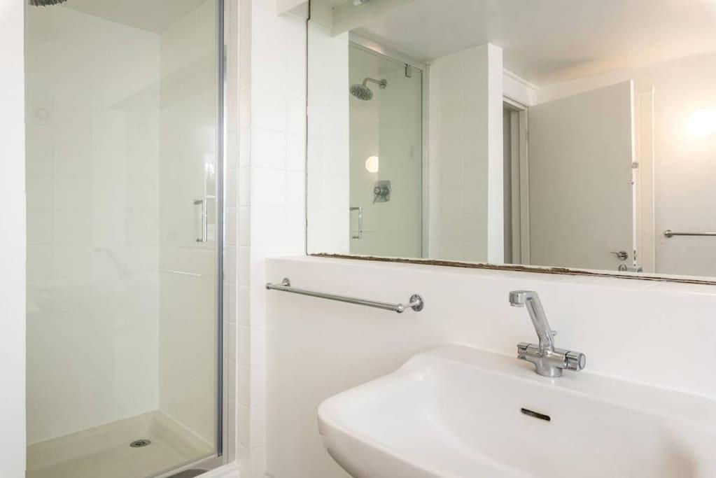Appartement Spacious 2 Bed Garden Flat By The Thames+parking *