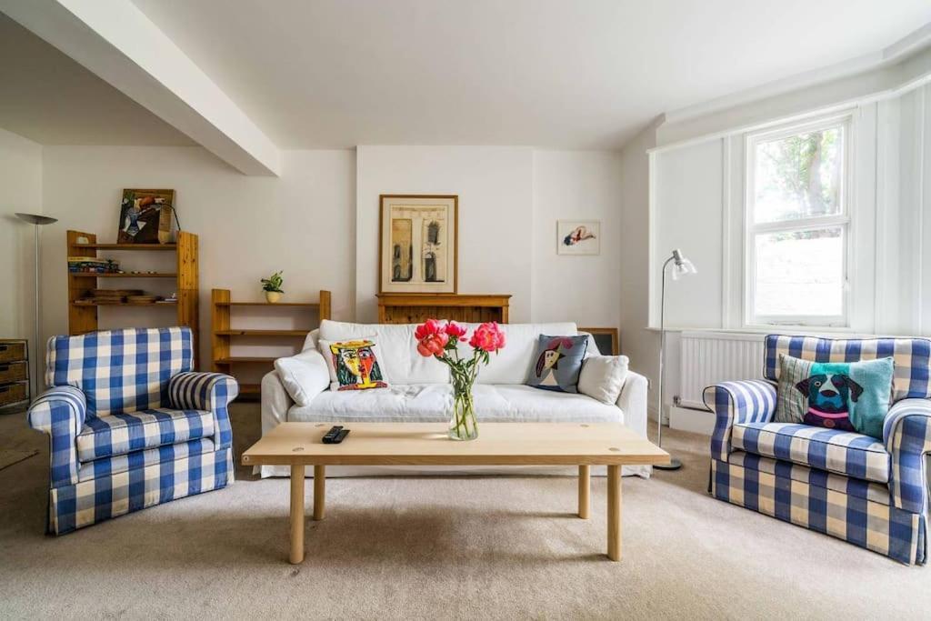 Spacious 2 Bed Garden Flat By The Thames+parking Appartement Londres