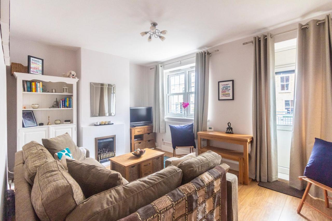 Modern & Cozy 1bdr Wexcellent Travel Links Londres