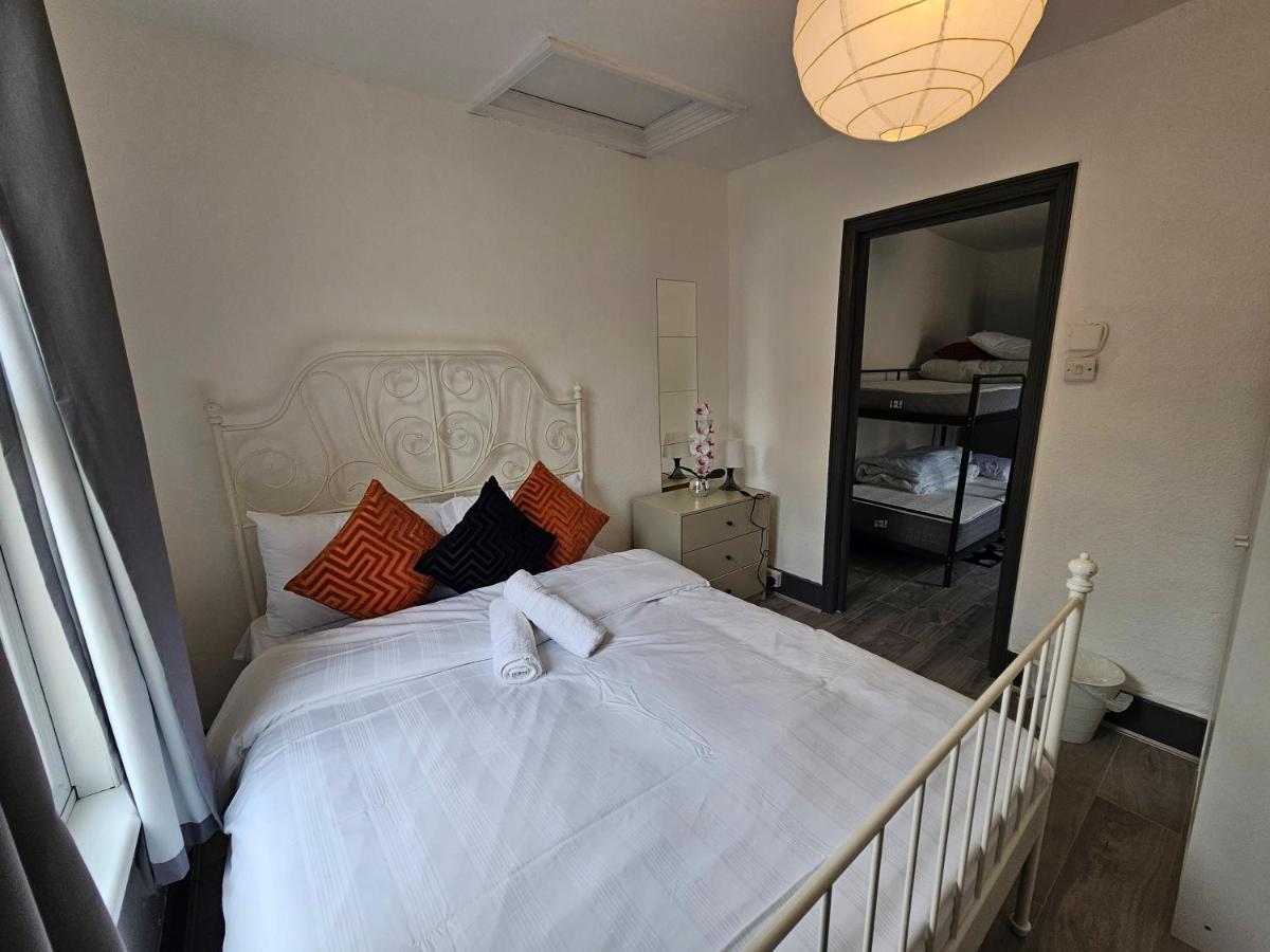Homestay Family Near Queen Mary College London