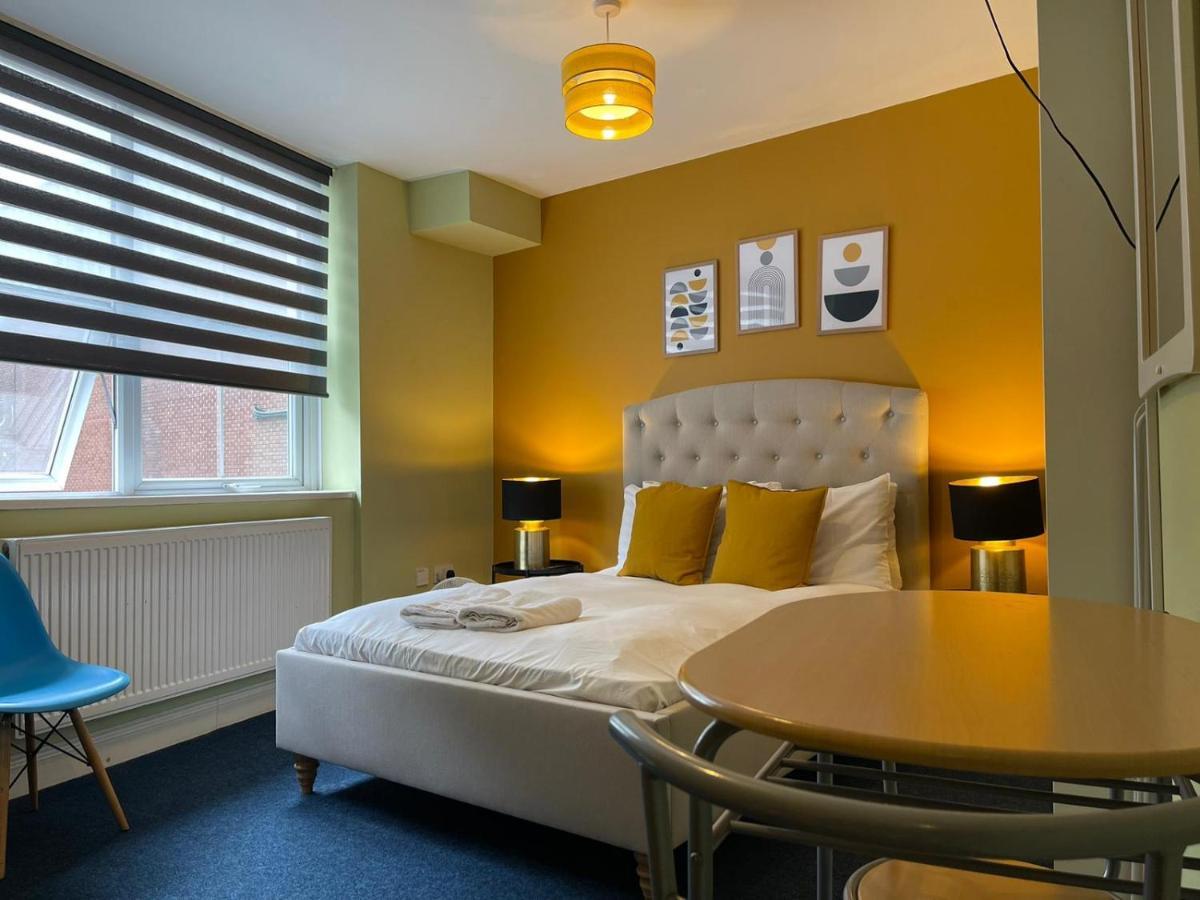 King's Cross Bright Apartment