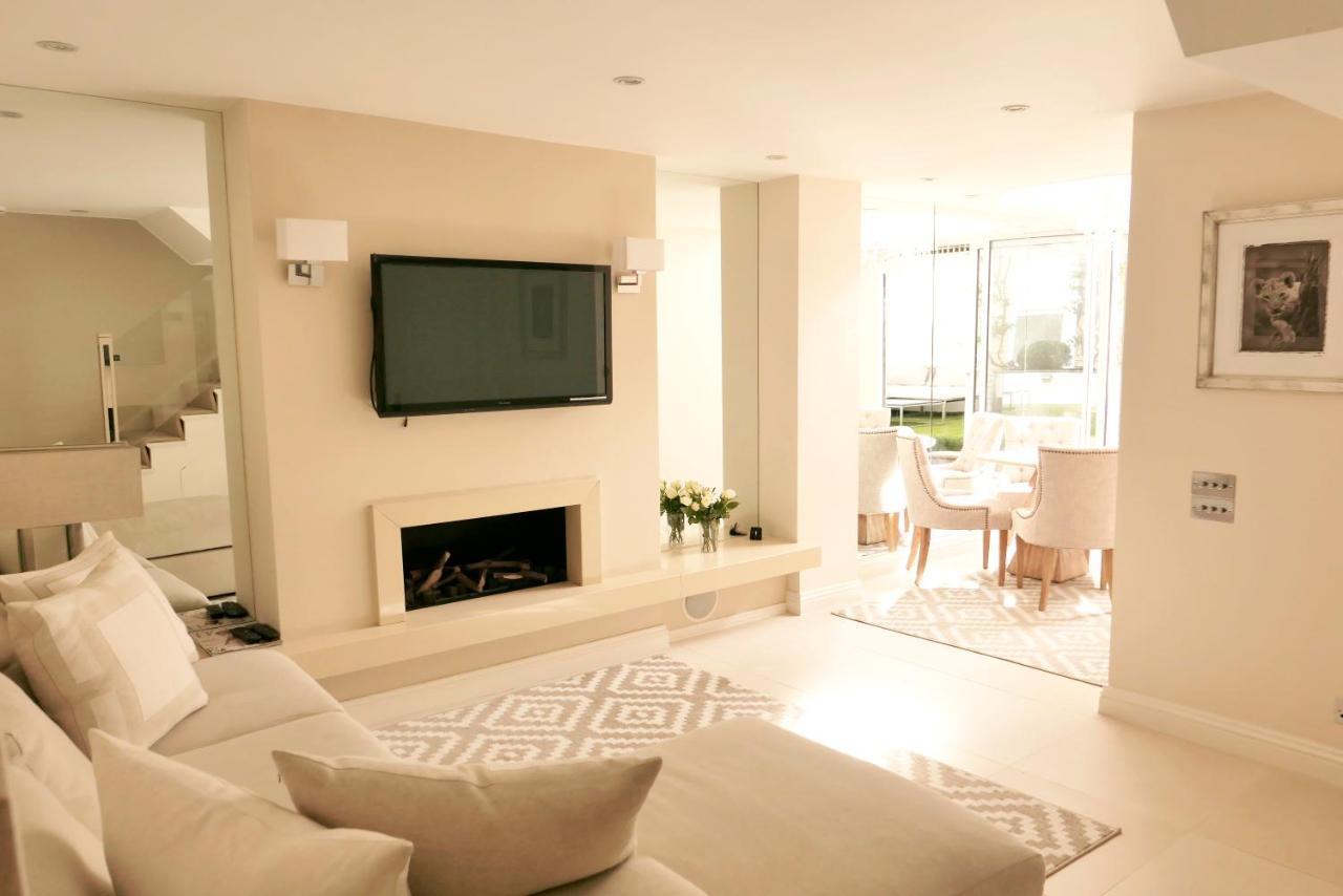 Belgravia Flat, With Private Terrace