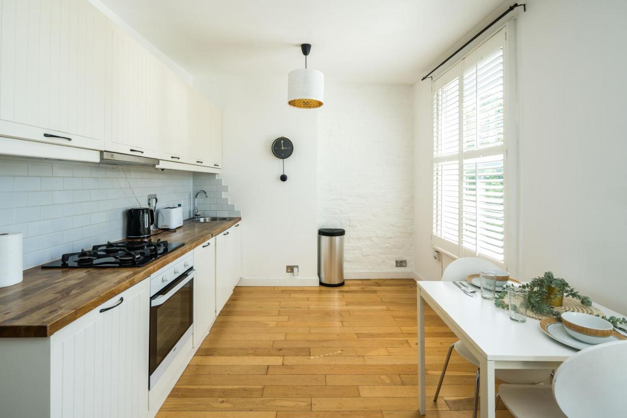 1 Bedroom Notting Hill Apartamento *