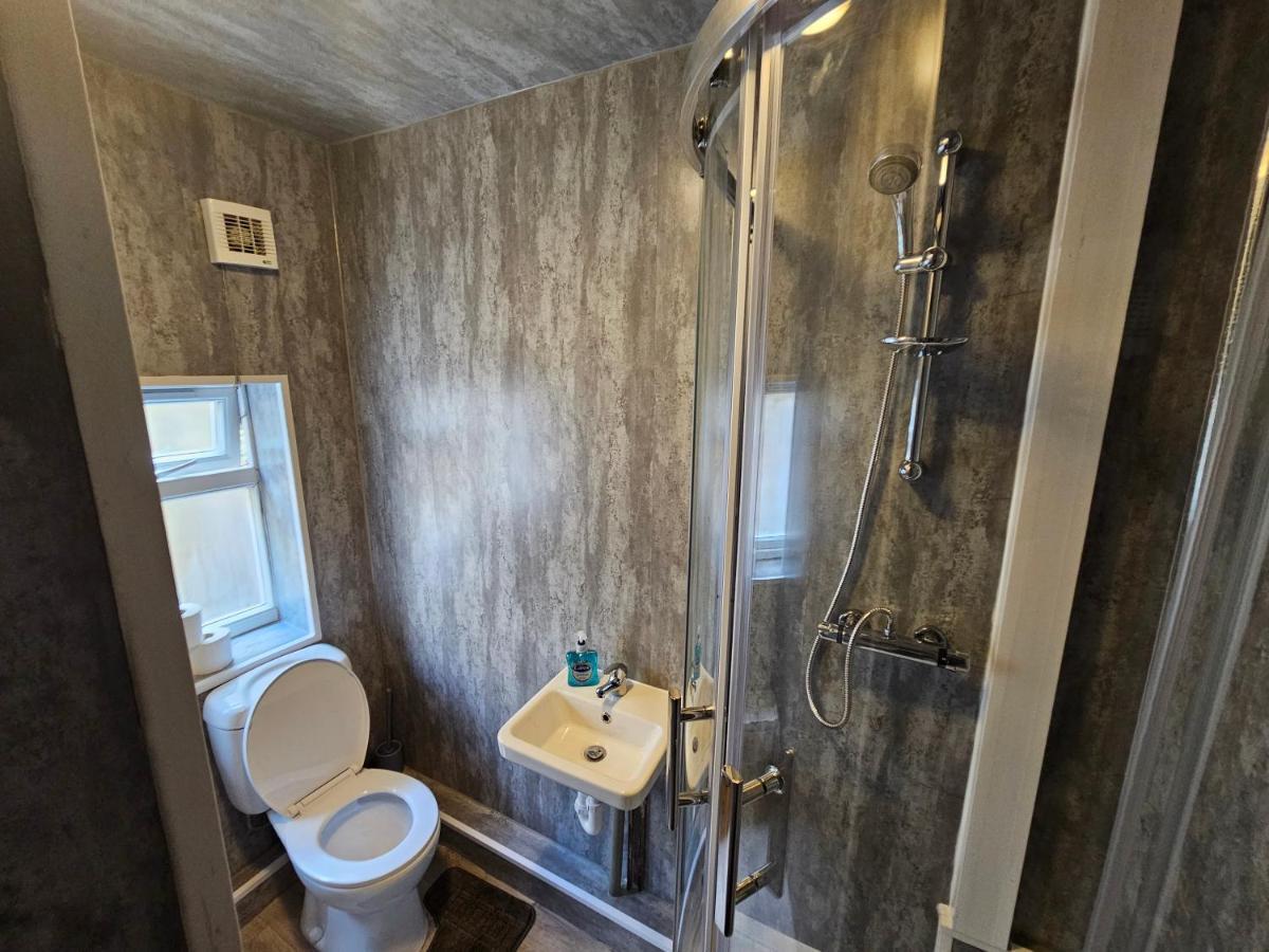 Family Near Queen Mary College Homestay London