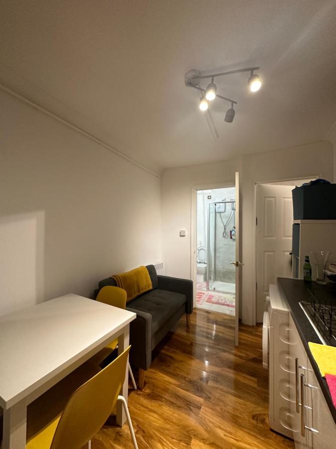 1 Bedroom Flat In Notting Hill, Portobello * Londres