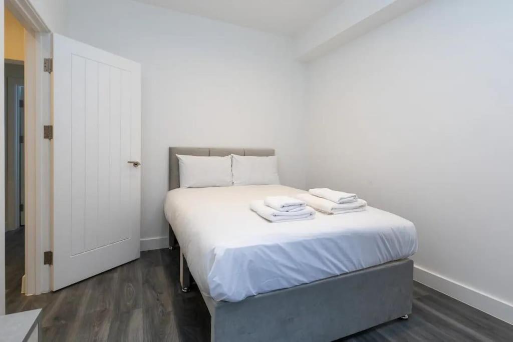 Stylish 2-bed Flat In The Heart Of West Hampstead