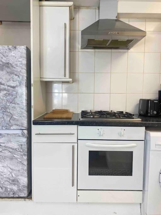 Chic 2 Bed In Brick Lane *