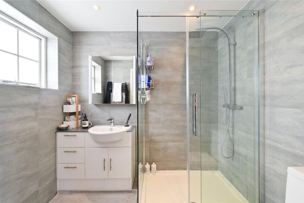 Large 3 Bedroom Covent Garden Apartamento