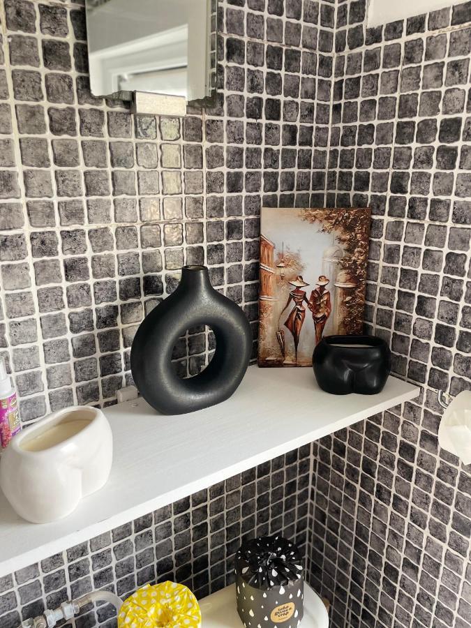 Large, Bright And Spacious 3 Bed Flat In * Londen