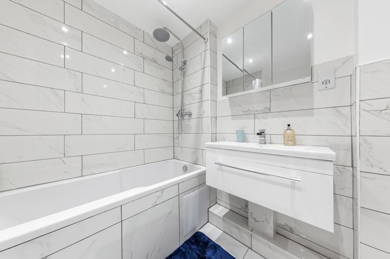 Appartement Modern Flat In *