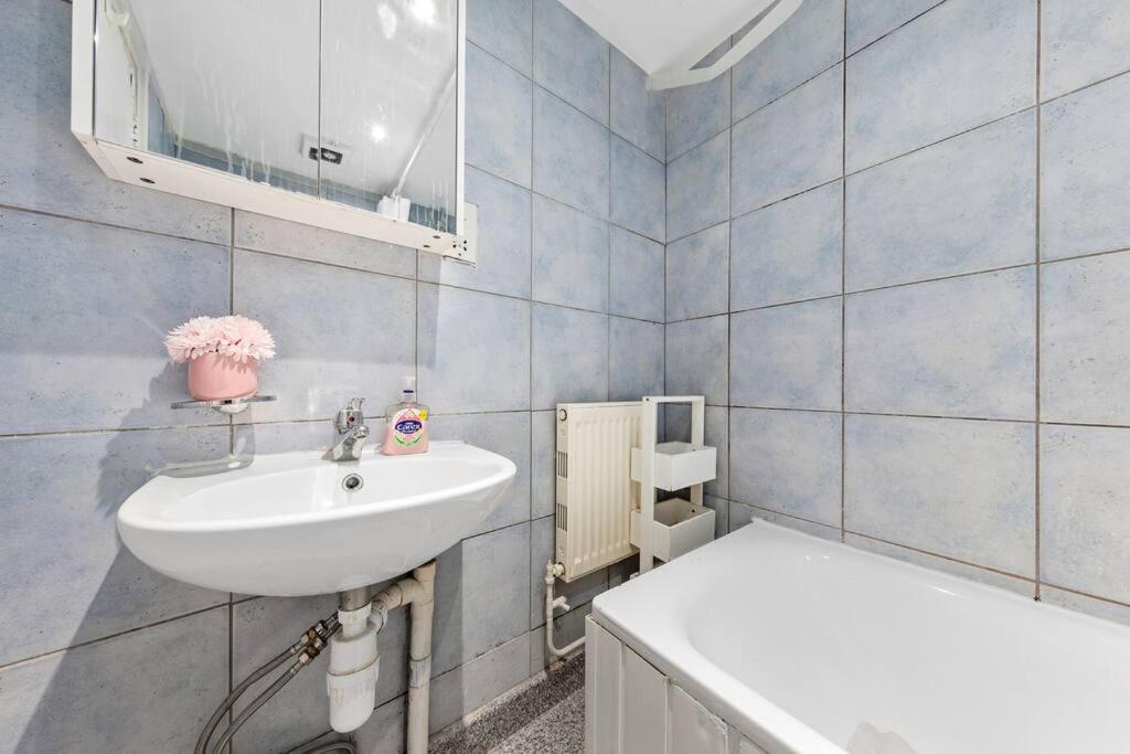 Apartamento 1br Modern Flat On Edgware Rd Ed3 Londres