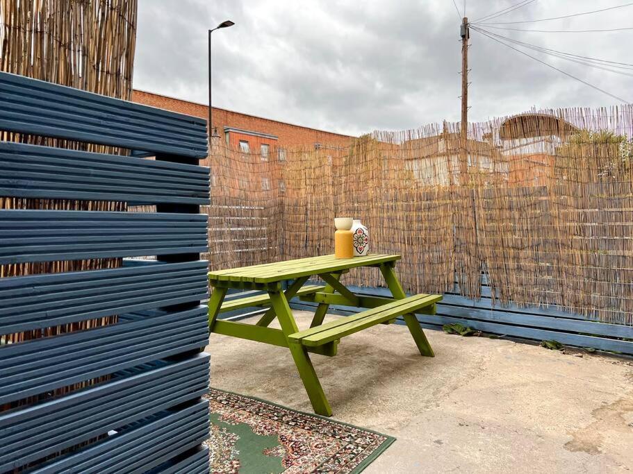 With Cosy Garden In Appartement Londres
