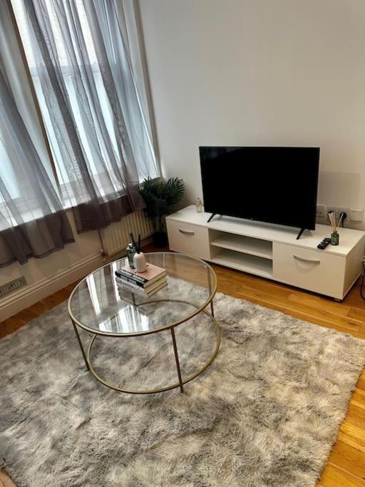 Apartment Amazing 2bed2bath Edgeware London