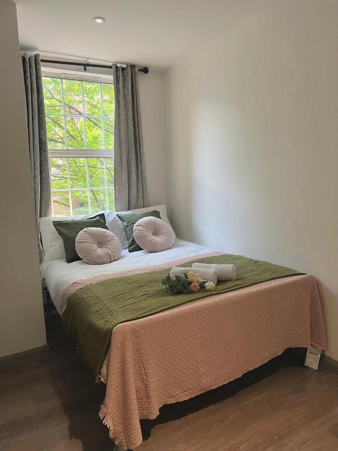 3 Bedroom Flat In King's Cross, St Pancras's. 2 Minutes To Euston. Apartamento