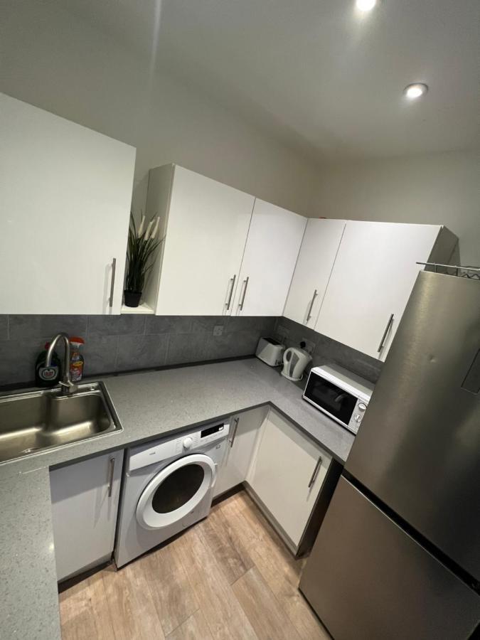 3 Bedroom Flat In King's Cross, St Pancras's. 2 Minutes To Euston.