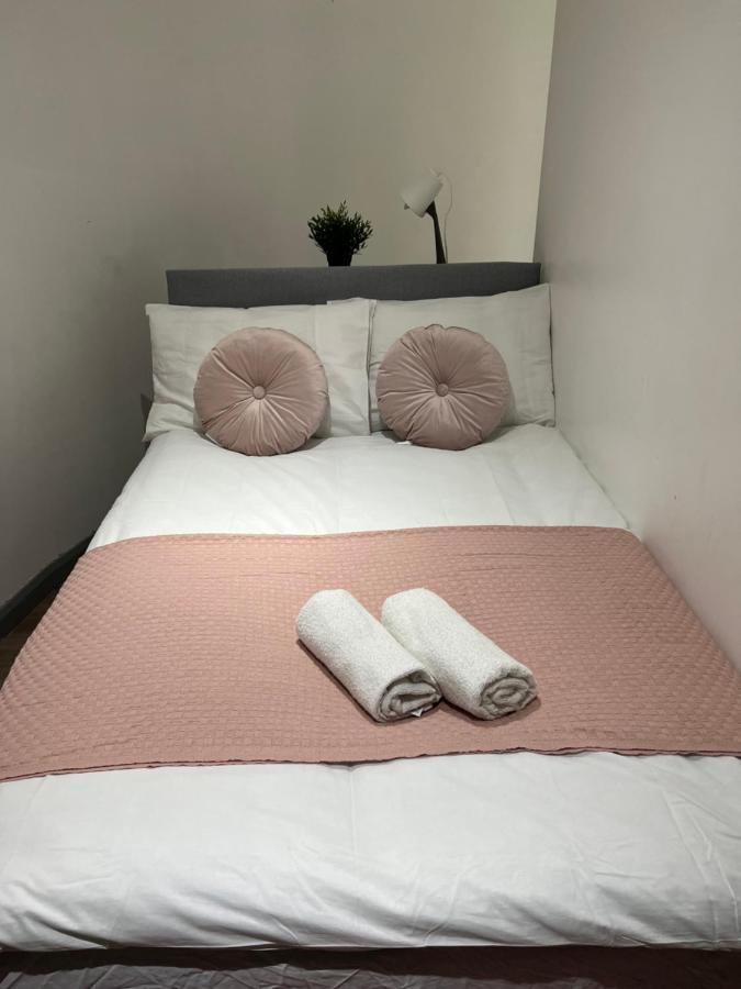 3 Bedroom Flat In King's Cross, St Pancras's. 2 Minutes To Euston. Apartamento Londres