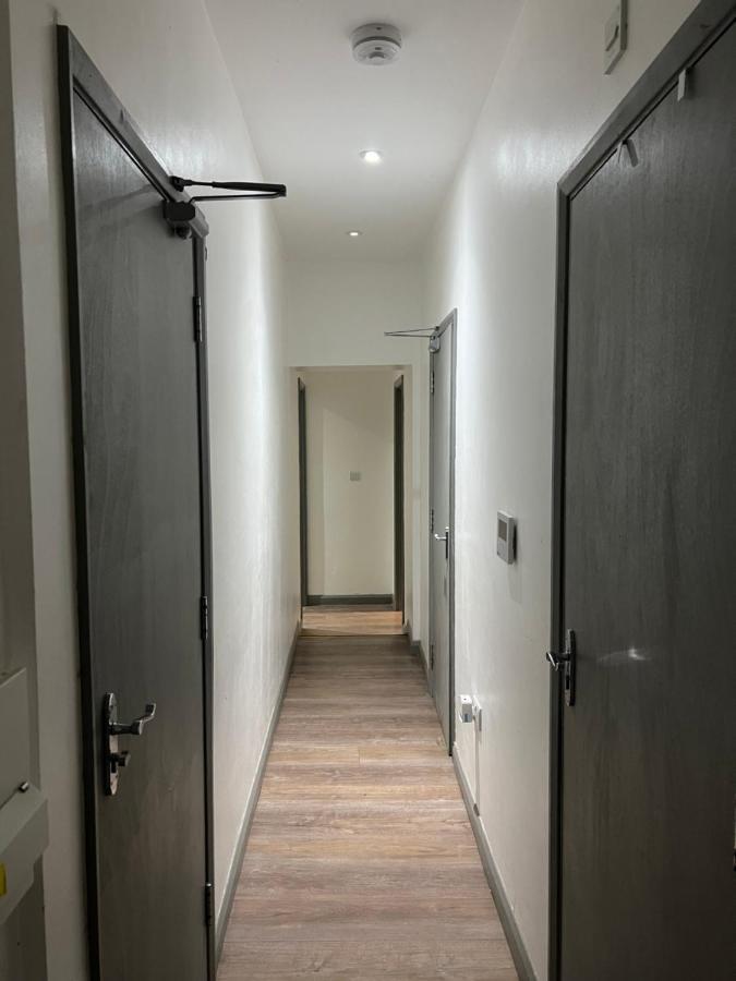 3 Bedroom Flat In King's Cross, St Pancras's. 2 Minutes To Euston. Apartamento