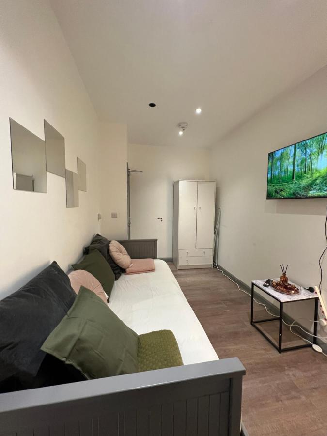 3 Bedroom Flat In King's Cross, St Pancras's. 2 Minutes To Euston. Apartamento