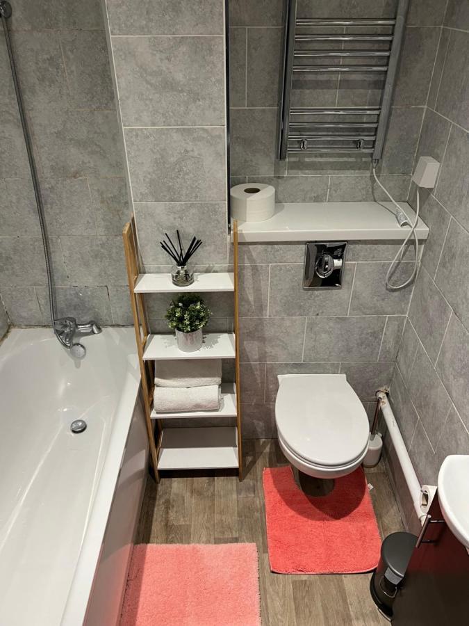 3 Bedroom Flat In King's Cross, St Pancras's. 2 Minutes To Euston. Apartamento